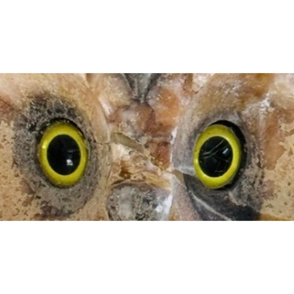 Vintage Alabaster Owl Paperweight Yellow Eyes - Picture 4 of 4